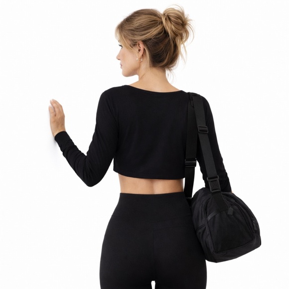 🖤5/$25 100% supima cotton Black Long Sleeve Crop top boatneck crop fit xs - Picture 13 of 16